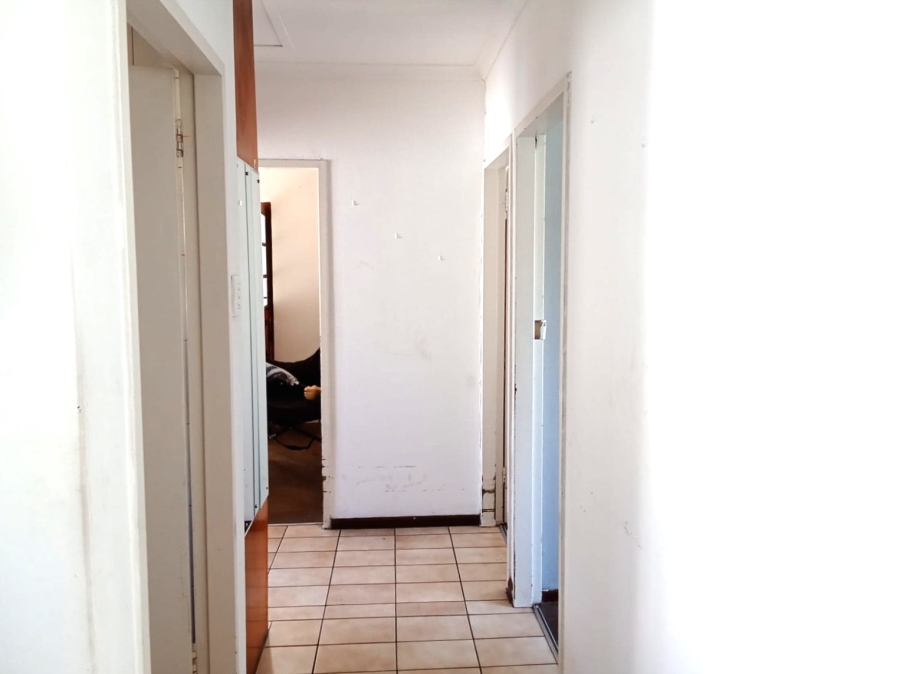 4 Bedroom Property for Sale in Bothasig Western Cape